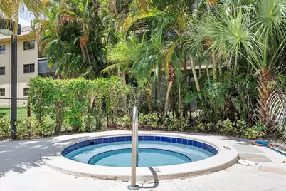 7547 NW 79th Avenue #111, Tamarac, FL 33321 - Photo 18