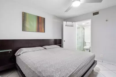 7547 NW 79th Avenue #111, Tamarac, FL 33321 - Photo 8