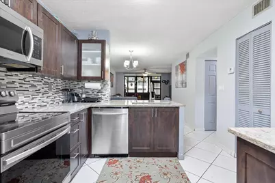 7547 NW 79th Avenue #111, Tamarac, FL 33321 - Photo 4