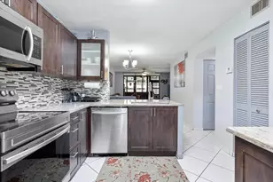 7547 NW 79th Ave, Tamarac, FL 33321 - Photo 4