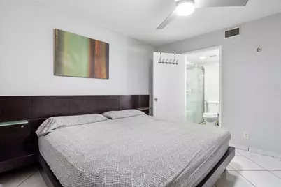 7547 NW 79th Avenue #111, Tamarac, FL 33321 - Photo 8