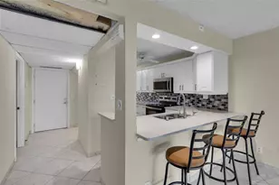 7 Royal Palm Way, Boca Raton, FL 33432 - Photo 10