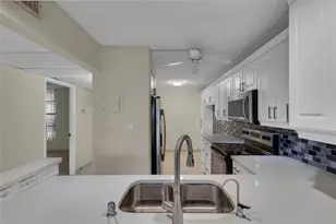 7 Royal Palm Way, Boca Raton, FL 33432 - Photo 12