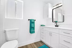 725 81st St, Miami Beach, FL 33141 - Photo 12