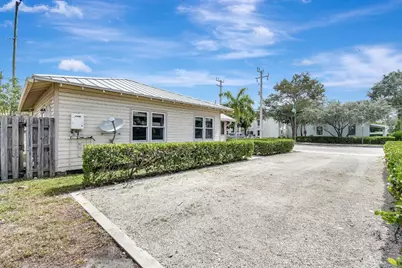 11 SW 11th Avenue, Fort Lauderdale, FL 33312 - Photo 46