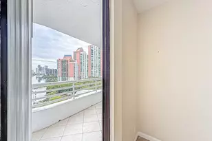 3300 NE 192nd St Unit, Miami, FL 33180 - Photo 14