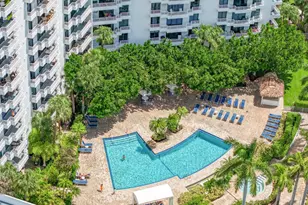 3300 NE 192nd St Unit, Miami, FL 33180 - Photo 10