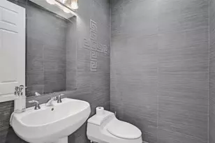 1251 Hayes, Hollywood, FL 33019 - Photo 6