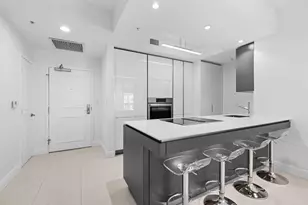 347 N New River Dr Unit, Fort Lauderdale, FL 33301 - Photo 2