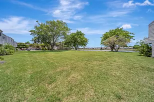 3461 NW 44th St, Lauderdale Lakes, FL 33309 - Photo 16