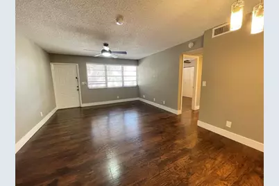 10092 Twin Lakes Drive, Coral Springs, FL 33071 - Photo 2