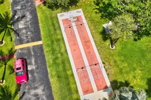 30 SE 13th St, Boca Raton, FL 33432 - Photo 22