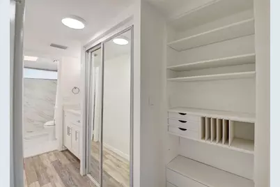 30 SE 13th Street #B2, Boca Raton, FL 33432 - Photo 14