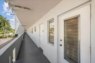 1000 NE 14th Ave, Hallandale Beach, FL 33009 - Photo 46