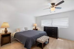 1000 NE 14th Ave, Hallandale Beach, FL 33009 - Photo 22