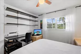 1000 NE 14th Ave, Hallandale Beach, FL 33009 - Photo 20