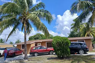 761 NE 43rd Ct, Deerfield Beach, FL 33064 - Photo 1