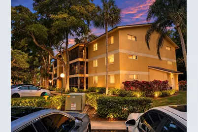 3083 N Oakland Forest Drive #308, Oakland Park, FL 33309 - Photo 1