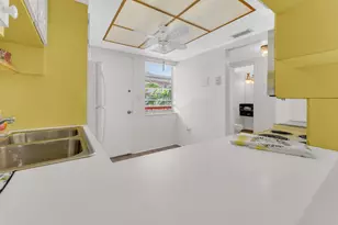 18707 NE 14th Ave, Miami, FL 33179 - Photo 16
