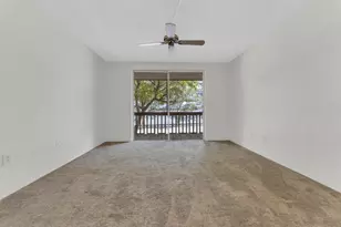 18707 NE 14th Ave, Miami, FL 33179 - Photo 32
