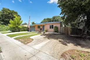 613 N 28th Ave, Hollywood, FL 33020 - Photo 8