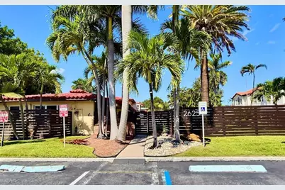 2625 NE 13th Court #3, Fort Lauderdale, FL 33304 - Photo 1