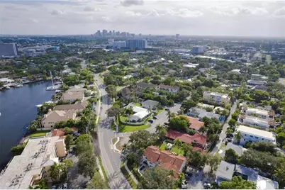 2625 NE 13th Court #3, Fort Lauderdale, FL 33304 - Photo 2