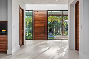 2000 Harbourview Dr, Fort Lauderdale, FL 33316 - Photo 10
