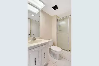 531 N Ocean Boulevard #805, Pompano Beach, FL 33062 - Photo 14