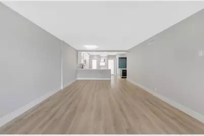 750 N Ocean Boulevard #404, Pompano Beach, FL 33062 - Photo 8