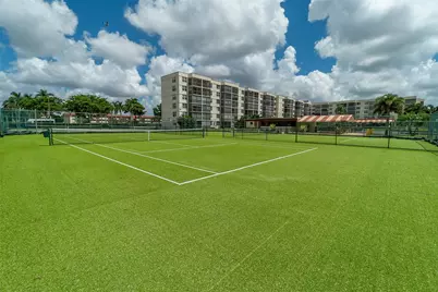 411 S Hollybrook Drive #109, Pembroke Pines, FL 33025 - Photo 40