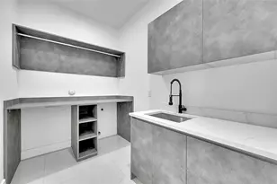 656 NW 21st St, Wilton Manors, FL 33311 - Photo 24