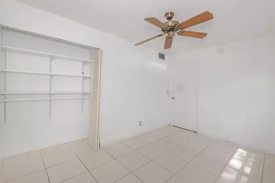 6075 N Sabal Palm Boulevard #204, Tamarac, FL 33319 - Photo 16