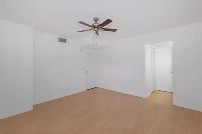 6075 N Sabal Palm Boulevard #204, Tamarac, FL 33319 - Photo 22