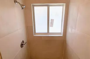 712 NW 17th Ave, Fort Lauderdale, FL 33311 - Photo 16