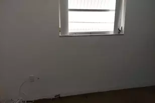 1011 NW 45th Ct, Fort Lauderdale, FL 33309 - Photo 4