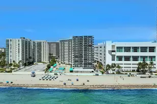 3725 S Ocean Dr, Hollywood, FL 33019 - Photo 32