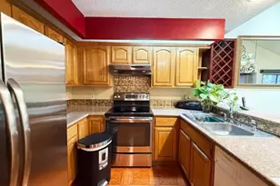 2024 Winners Cir, Pompano Beach, FL 33068 - Photo 12