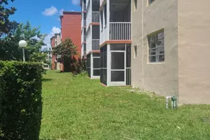 1700 NE 191st St, Miami, FL 33179 - Photo 14