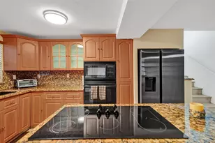 2542 Marathon Ln, Fort Lauderdale, FL 33312 - Photo 18