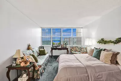 1100 Saint Charles Place #612, Hollywood, FL 33026 - Photo 32