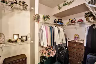 1100 St Charles Pl, Pembroke Pines, FL 33026 - Photo 42