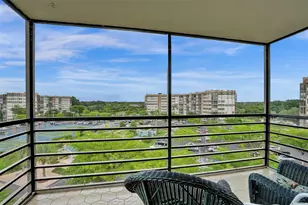 1100 St Charles Pl, Pembroke Pines, FL 33026 - Photo 20