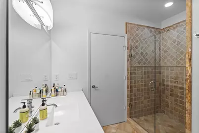 313 NE 2nd Street #405, Fort Lauderdale, FL 33301 - Photo 24