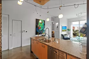 313 NE 2nd St, Fort Lauderdale, FL 33301 - Photo 10