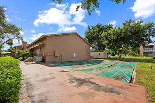 7210 Lake Cir Dr, Margate, FL 33063 - Photo 30
