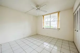 7210 Lake Cir Dr, Margate, FL 33063 - Photo 26