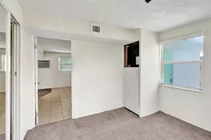 2055 NW 8th St, Pompano Beach, FL 33069 - Photo 12