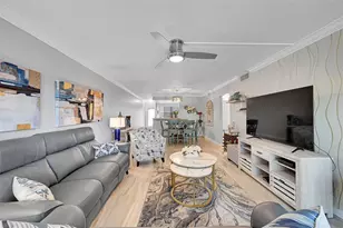 3203 Portofino Point, Pompano Beach, FL 33066 - Photo 4