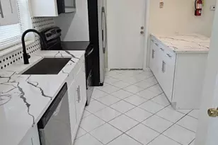 6380 NW 25th Ct, Sunrise, FL 33313 - Photo 12